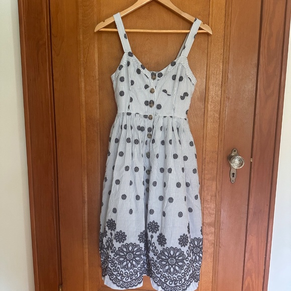 Anthropologie Maeve Seersucker Midi dress 2 - Picture 3 of 8